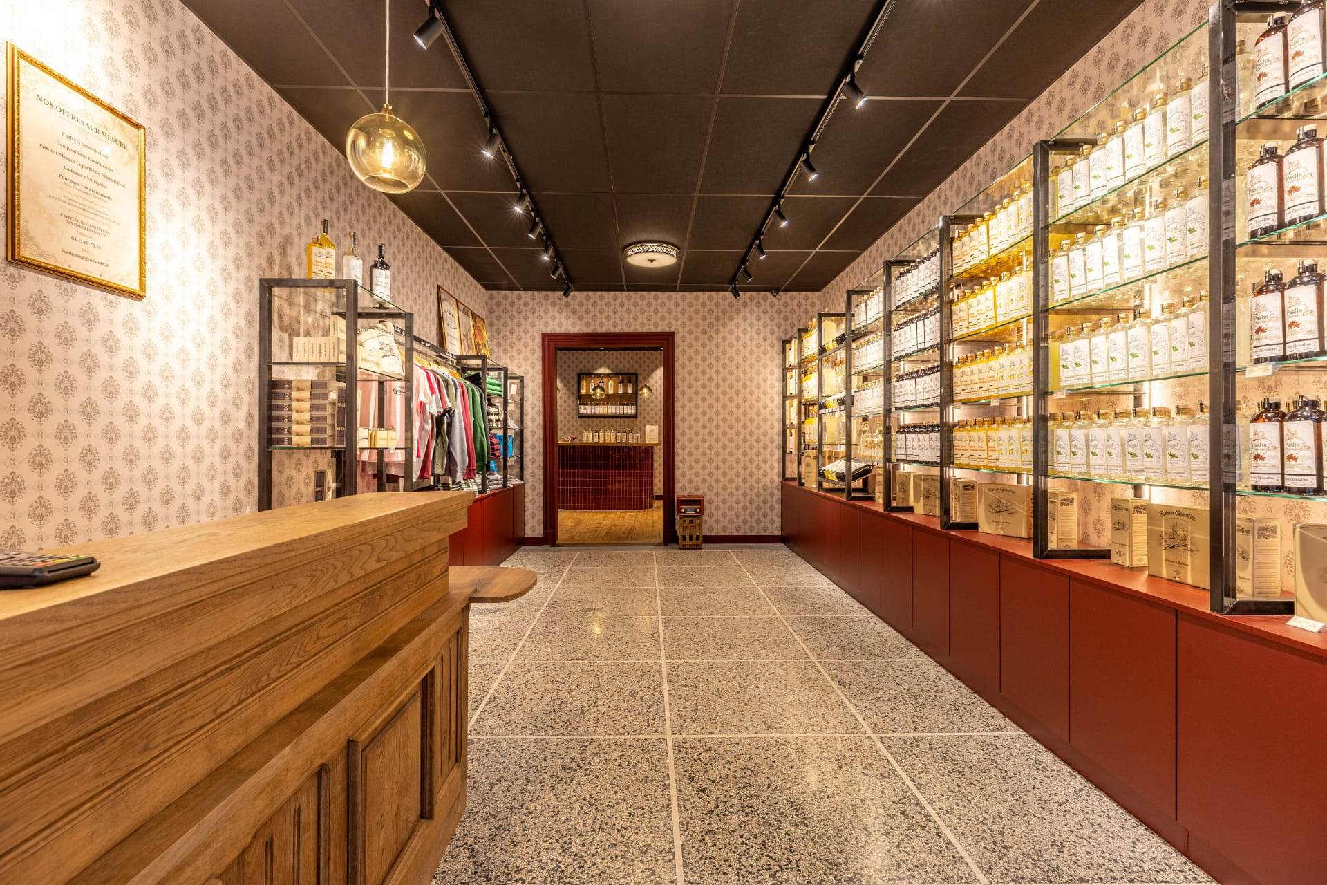 MAGASIN GENESTINE - Clermont-Fd (63)